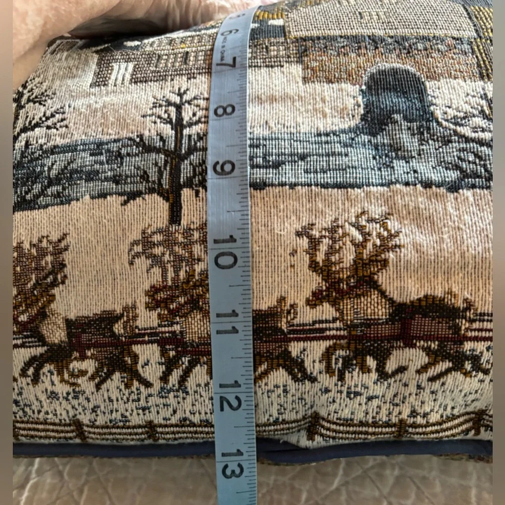 VTG 1986 Tapestry Charles Wysocki Pillow Winter Scene w/Santa & Reindeer FolkArt